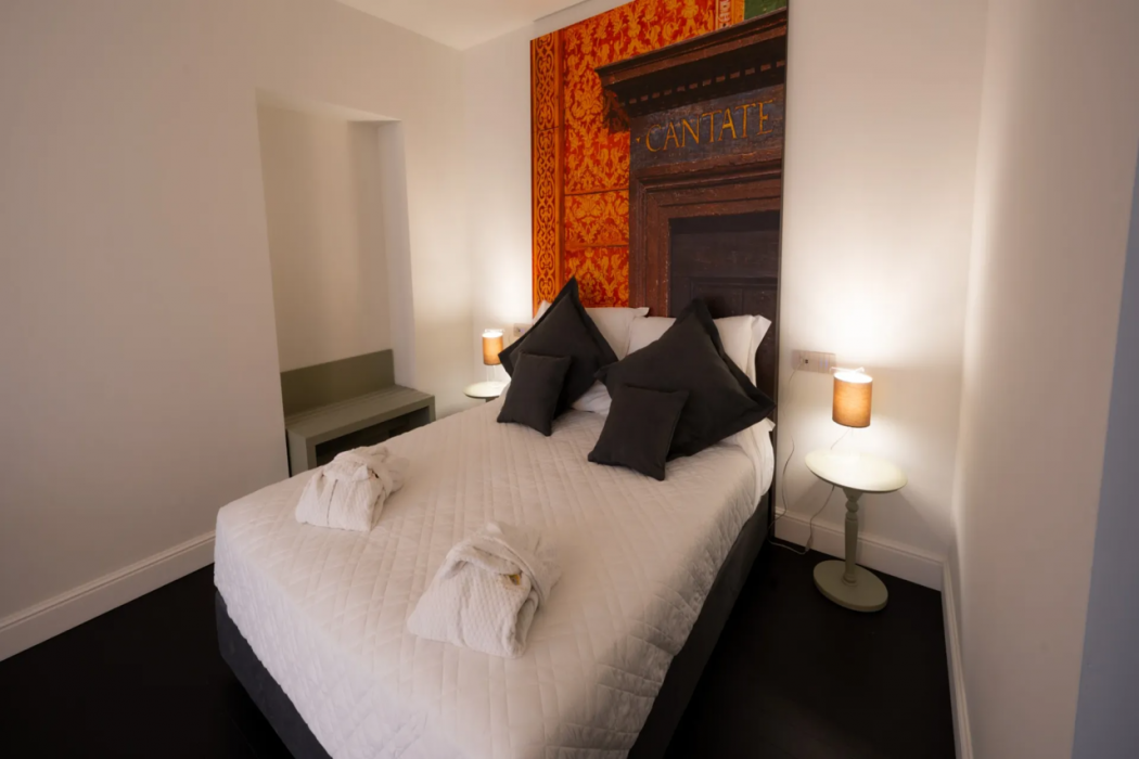 Room at Palazzo Franceschini, CASCIA