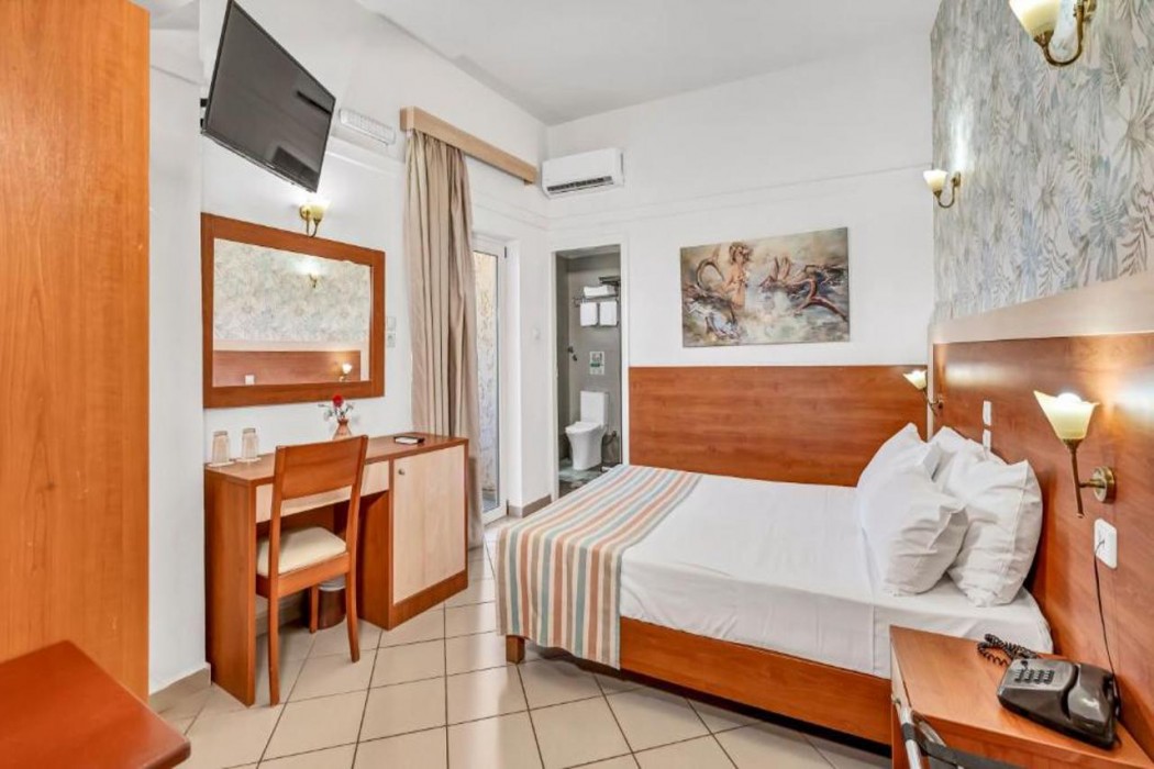 Erato Hotel 20/68