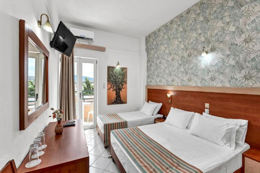 Erato Hotel 25/68