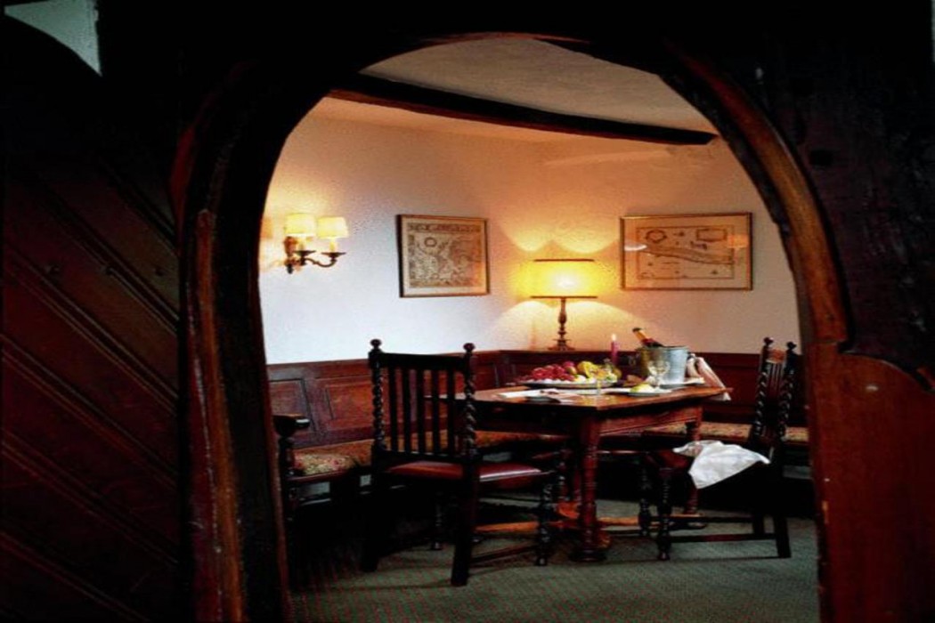 Hotel und Restaurant Burg Schnellenberg 24/54