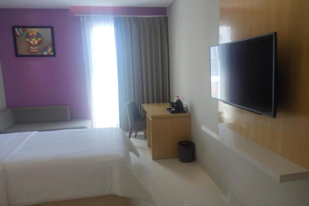 Surabaya River View Hotel 1/33