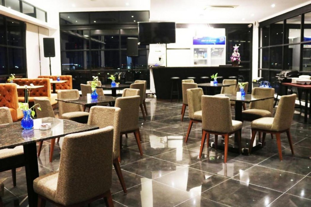 Surabaya River View Hotel 9/33
