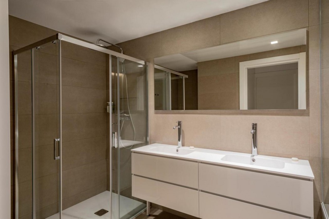 Europa Apartment 23/50