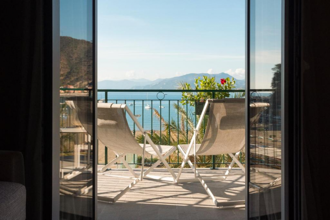 Miramare Suites 24/42