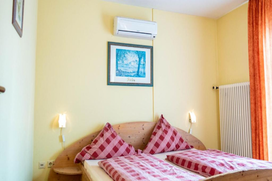 Hotel Rheintal 9/49