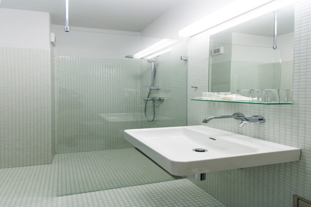 Hotel Atom Trebic 18/65