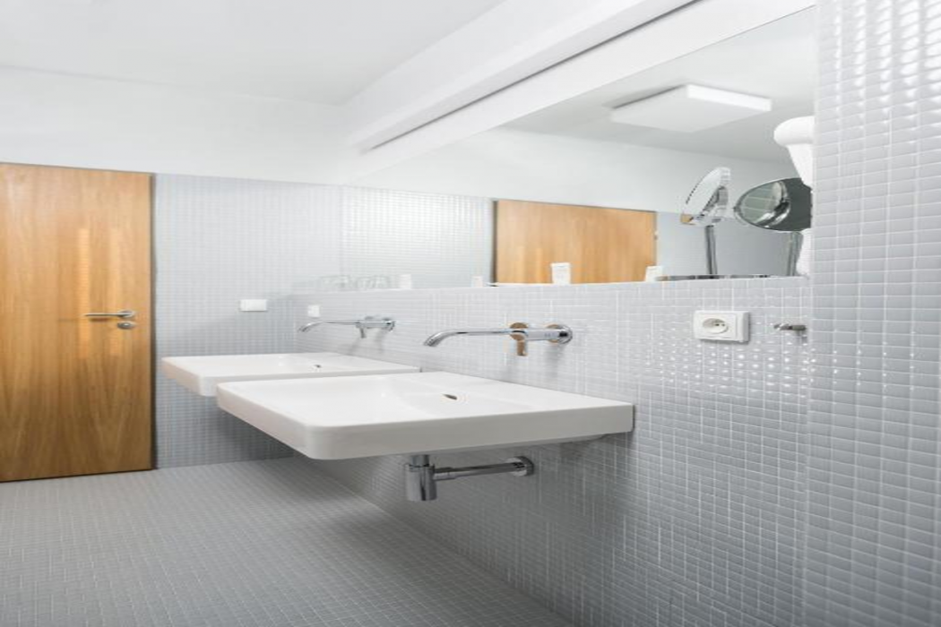Hotel Atom Trebic 11/65