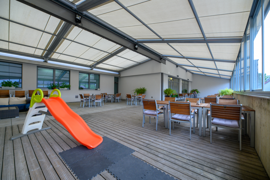 Hotel Atom Trebic 36/65