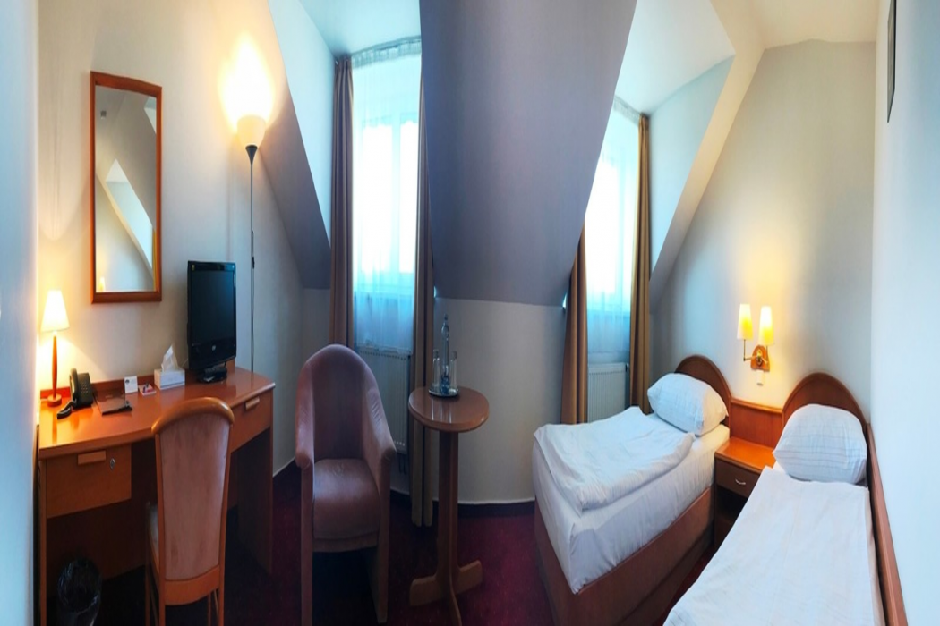 Hotel Atrium 13/73