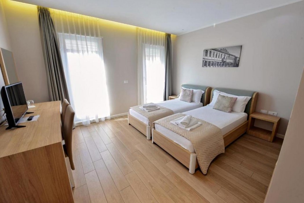 Alis Hotel 9/54
