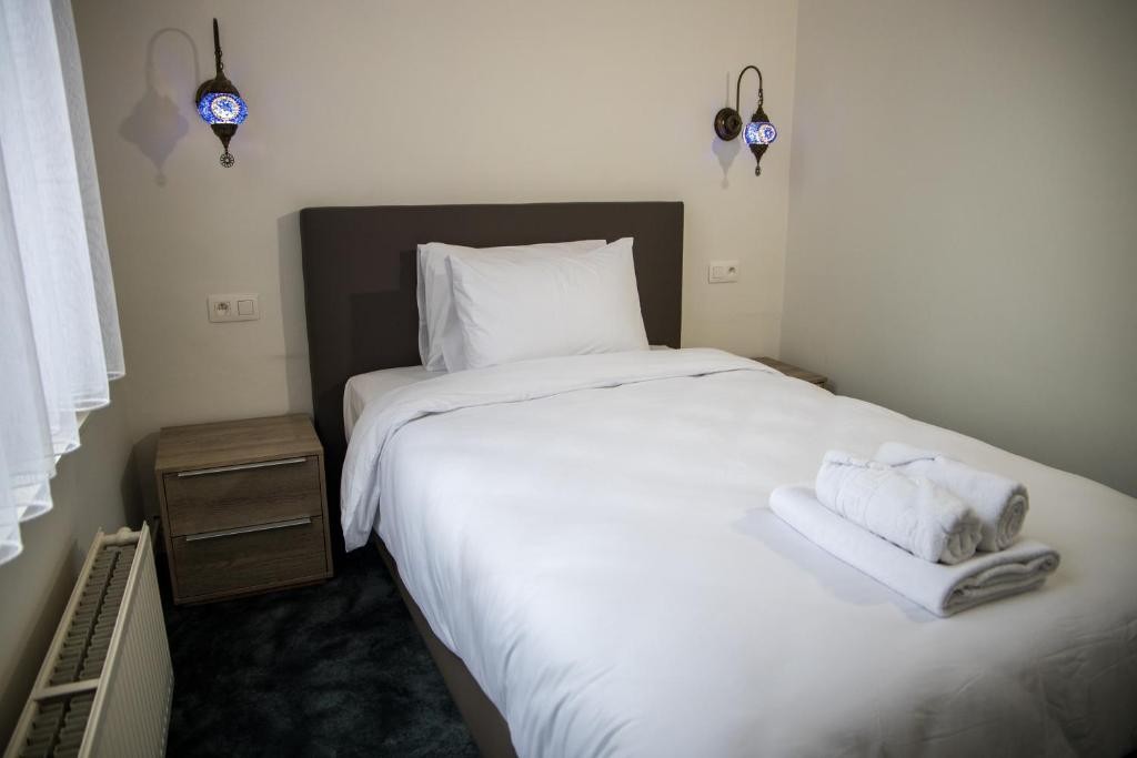 Hotel Guzy 14/68