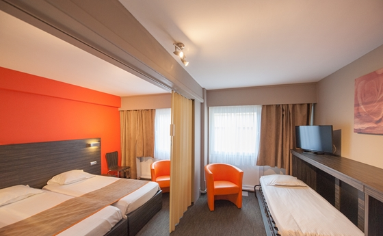 Ostend Hotel 28/88