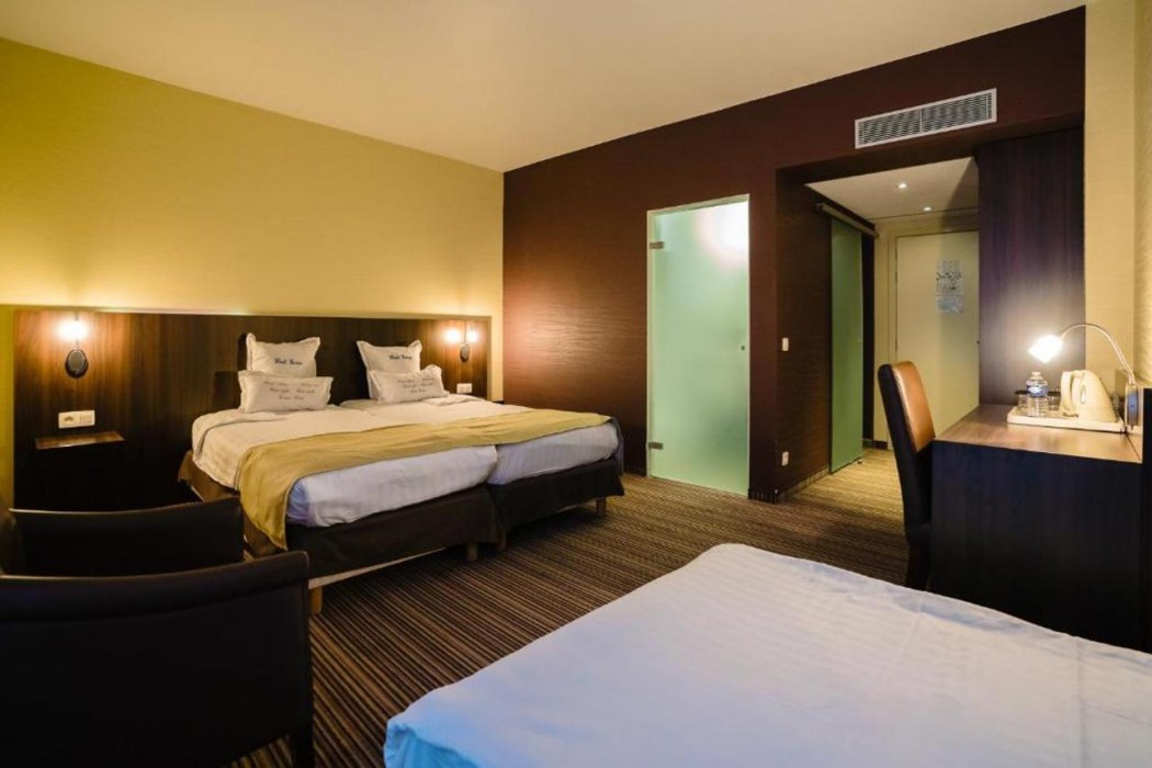 Hotel Europe 12/58