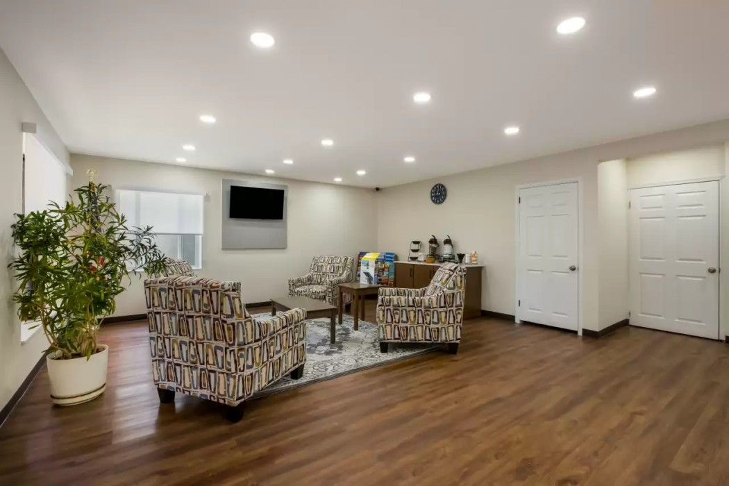 Suburban Studios Millville 3/34