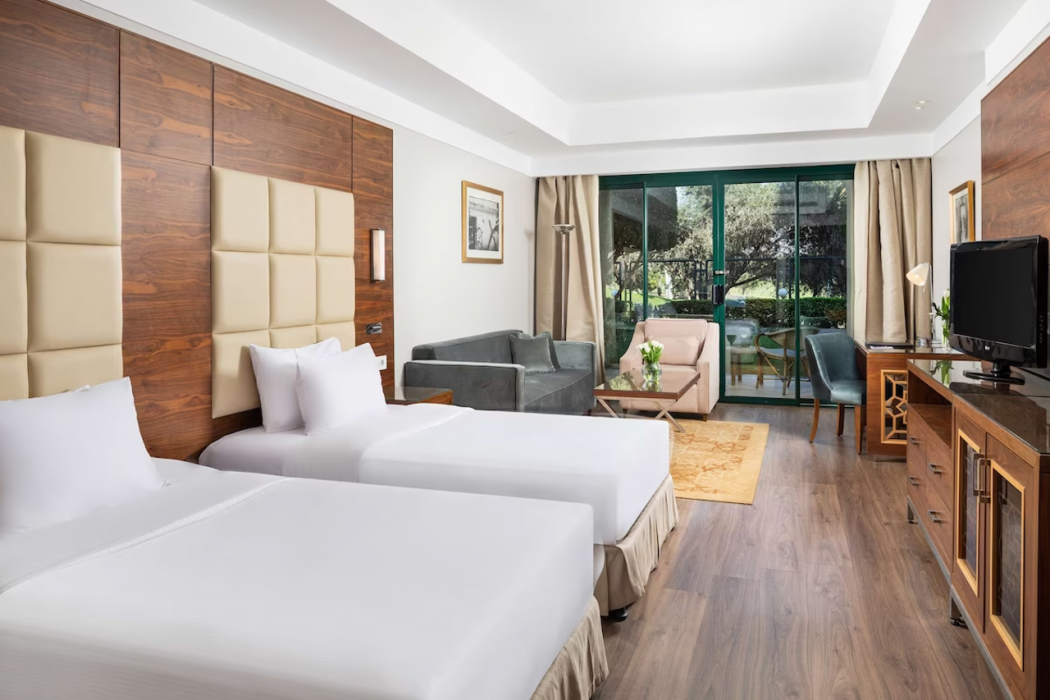 Hilton Pyramids Golf Resort 21/75