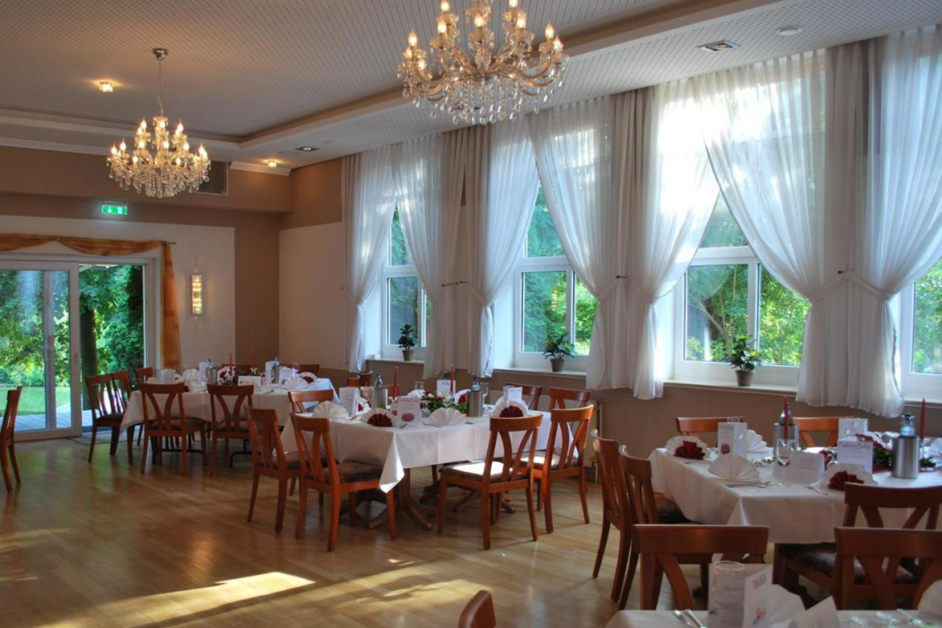 Parkhotel Altes Kaffeehaus 15/32