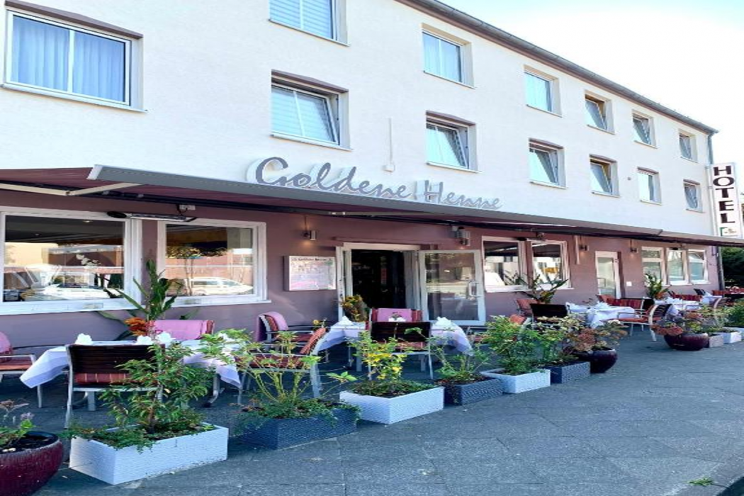 Boutique Hotel Goldene Henne 1/58