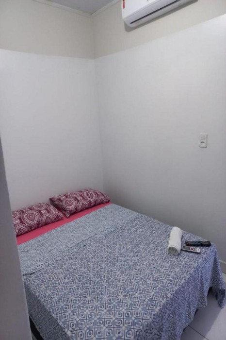 HOTEL LATINOS 2 13/50