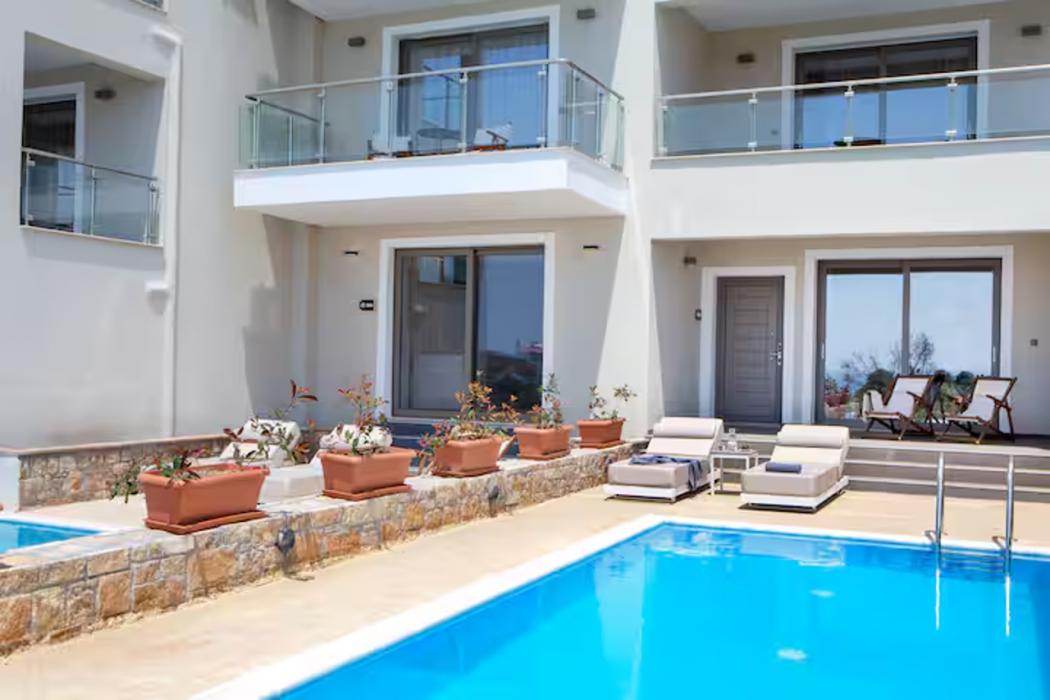 Zeus Eleva Ajul, a Registry Collection Hotel 46/83