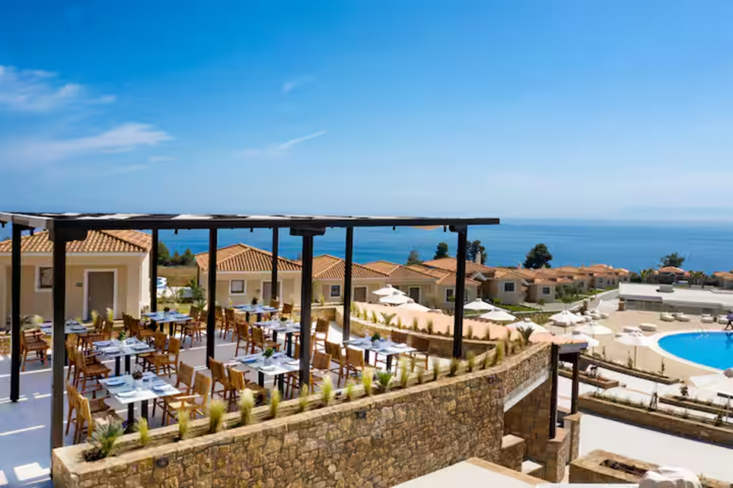 Zeus Eleva Ajul, a Registry Collection Hotel 39/83