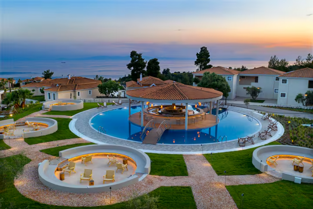 Zeus Eleva Ajul, a Registry Collection Hotel 49/83