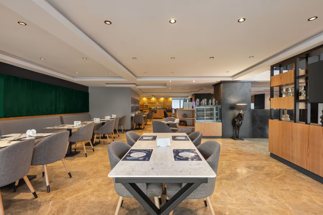 Days Inn by Wyndham Istanbul Arnavutkoy 24/51