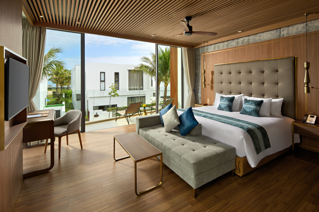 Wyndham Royal Beachfront Resort & Spa Hoi An Danang 18/59