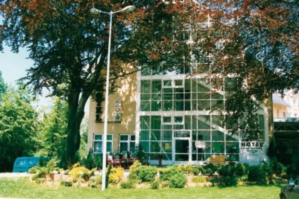 Hotel Restaurant Stadt Zwonitz 2/12