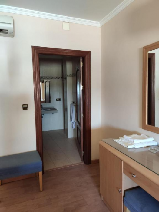Hotel Lindaraja 8/25