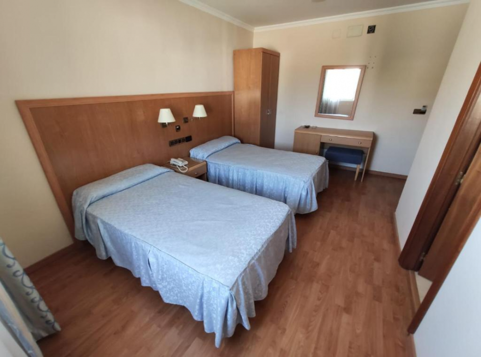 Hotel Lindaraja 6/25