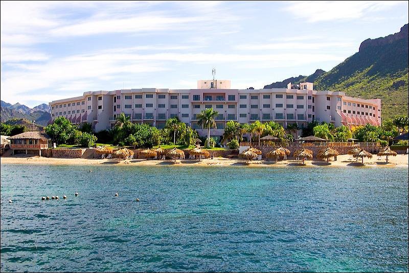 Hotel San Carlos Plaza, Beach & Convention Center 2/58