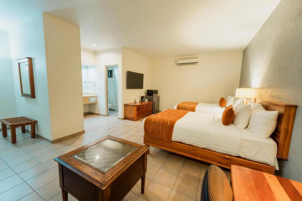 Comfort Inn Tampico 9/18