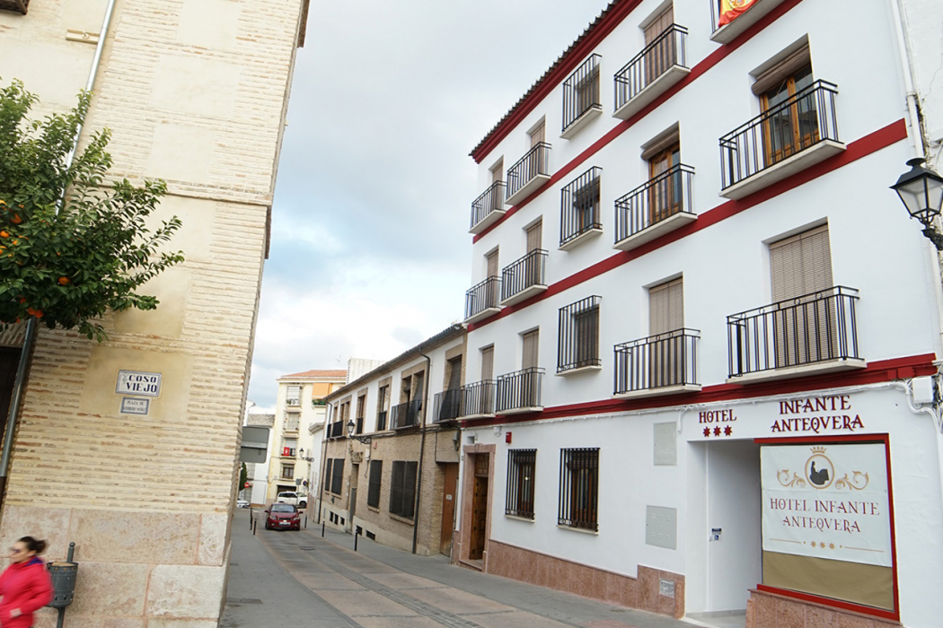 Hotel Infante Antequera 1/64