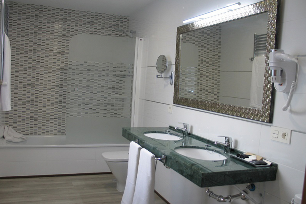 Hotel Infante Antequera 17/64