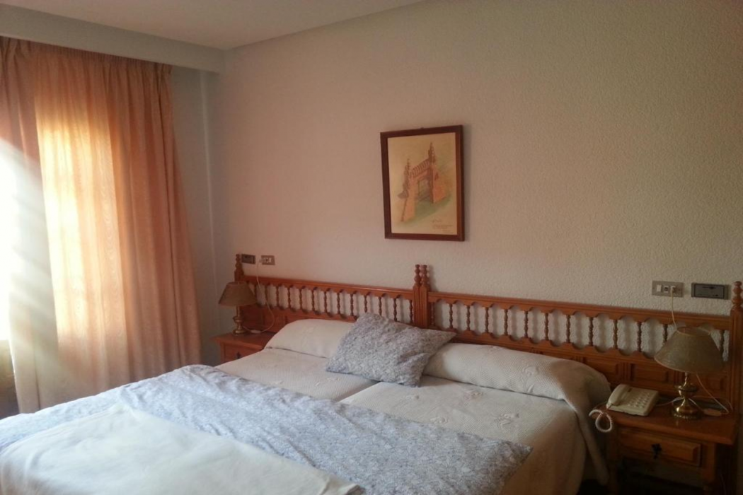 Hotel Gaudi Astorga 14/48