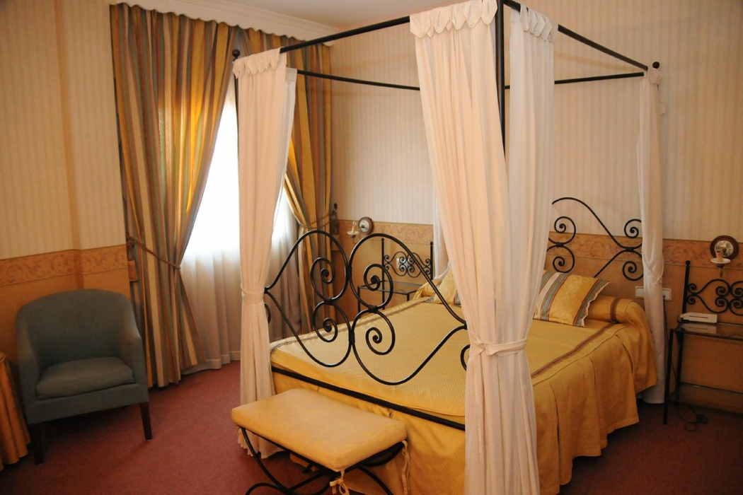 Hotel Las Yucas 9/50