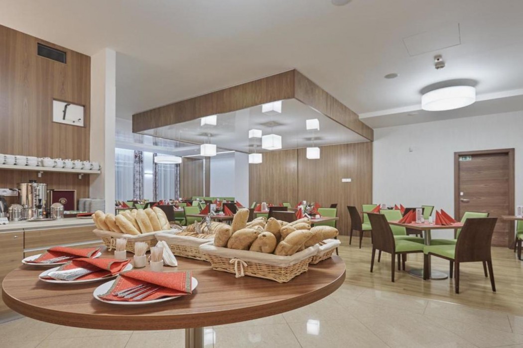 Spa Hotel Iris 24/56