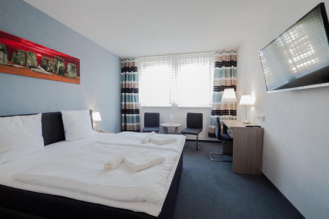 Interhotel Bohemia 16/48