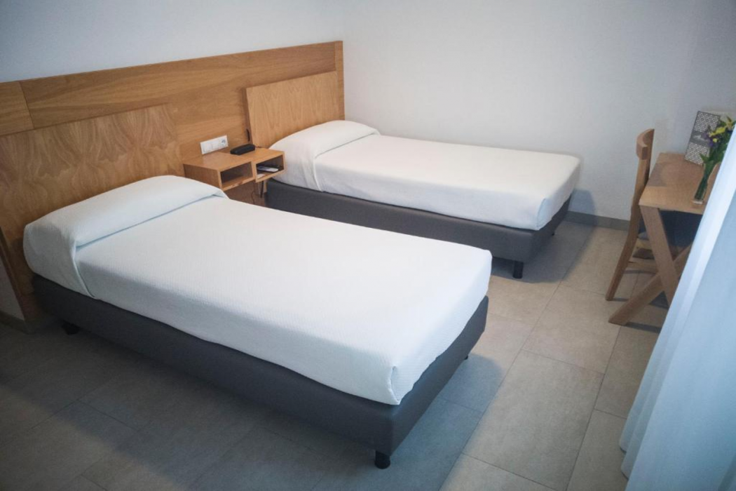 Hotel Abadi 24/48