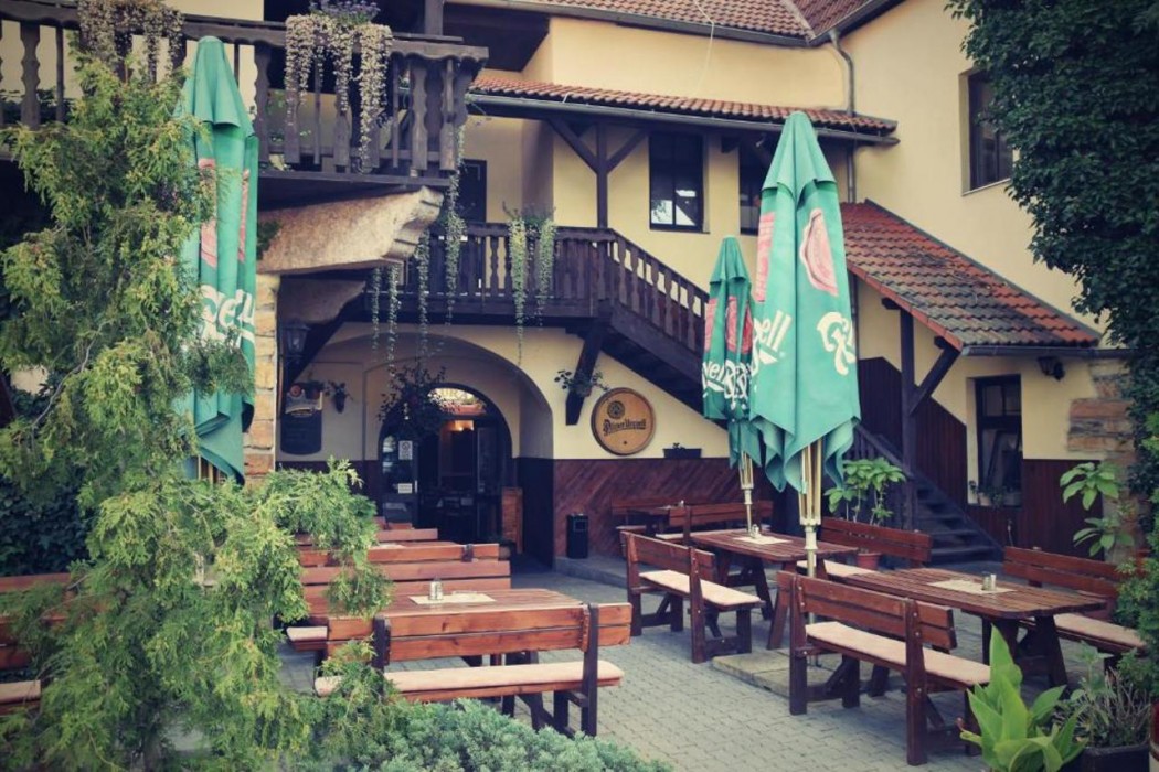 Hotel U dvou medvidku 4/57