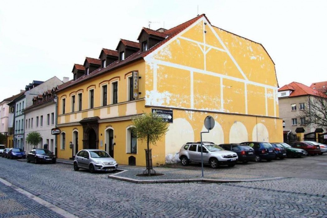 Hotel U dvou medvidku 2/57