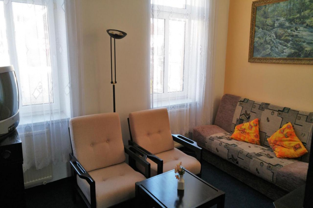 Hotel CB Royal 4/61