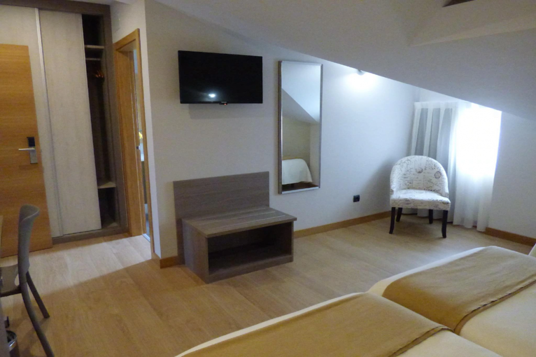 Hotel Mercedes 27/51