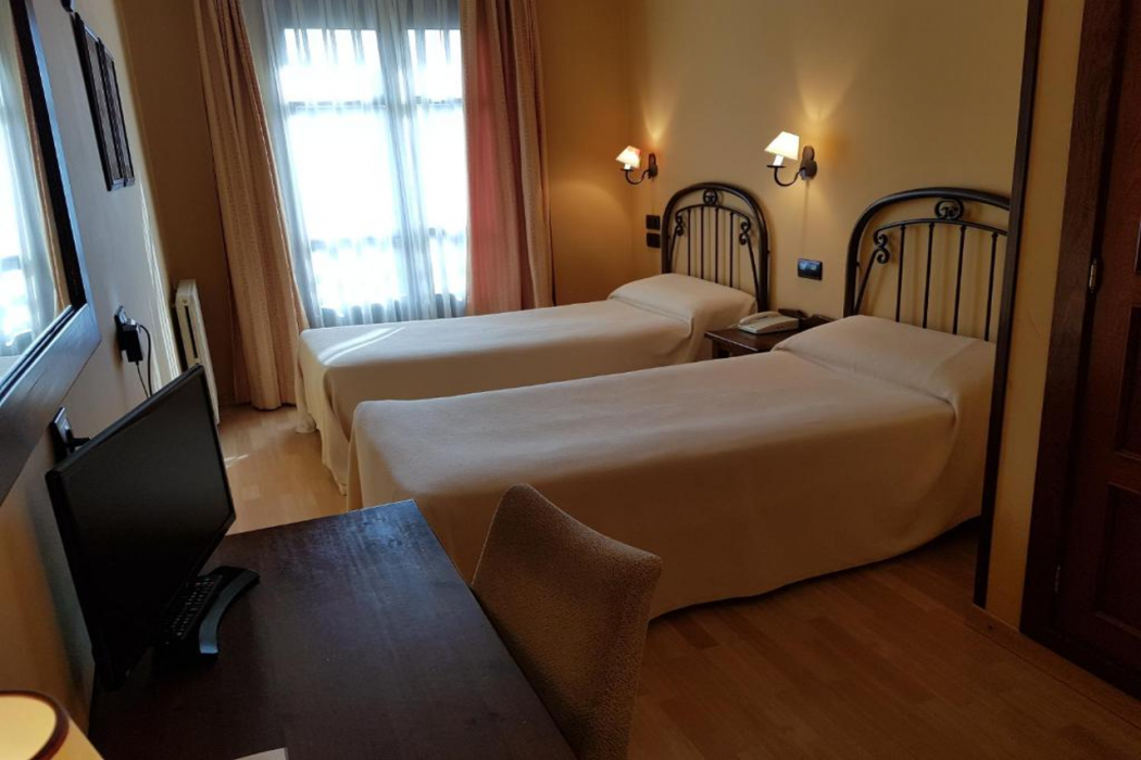 Hotel Cotiella 10/55
