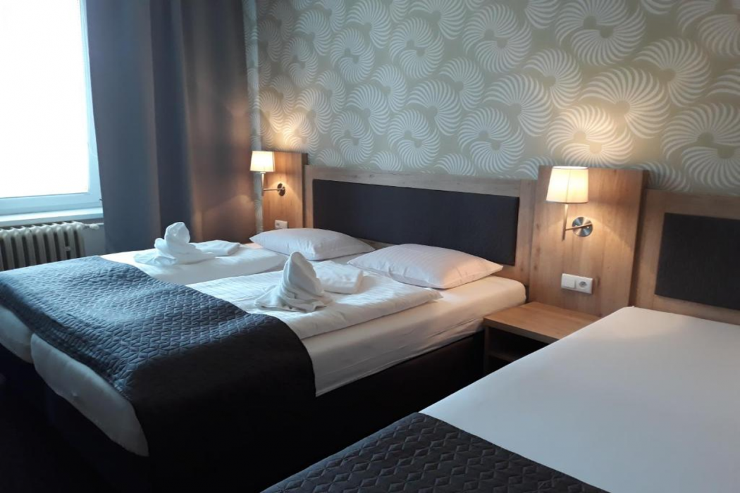 Hotel Rozvoj 17/64