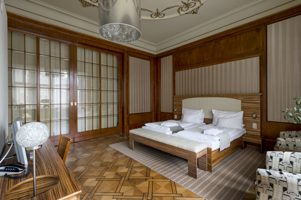 Hotel Okresni dum 10/67