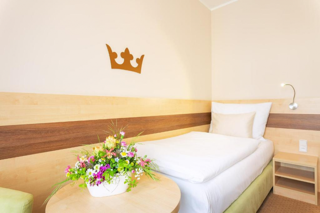 Hotel Ceska Koruna 19/76