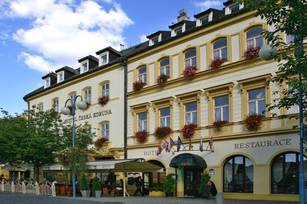 Hotel Ceska Koruna 5/76