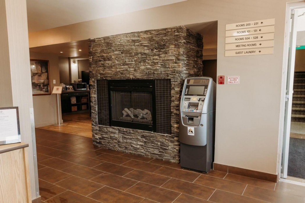 Coast Fort St John Hotel 28/64