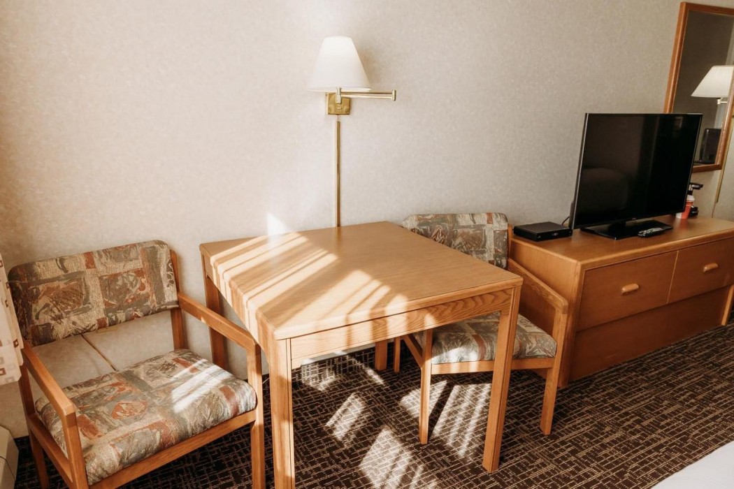 Coast Fort St John Hotel 29/64